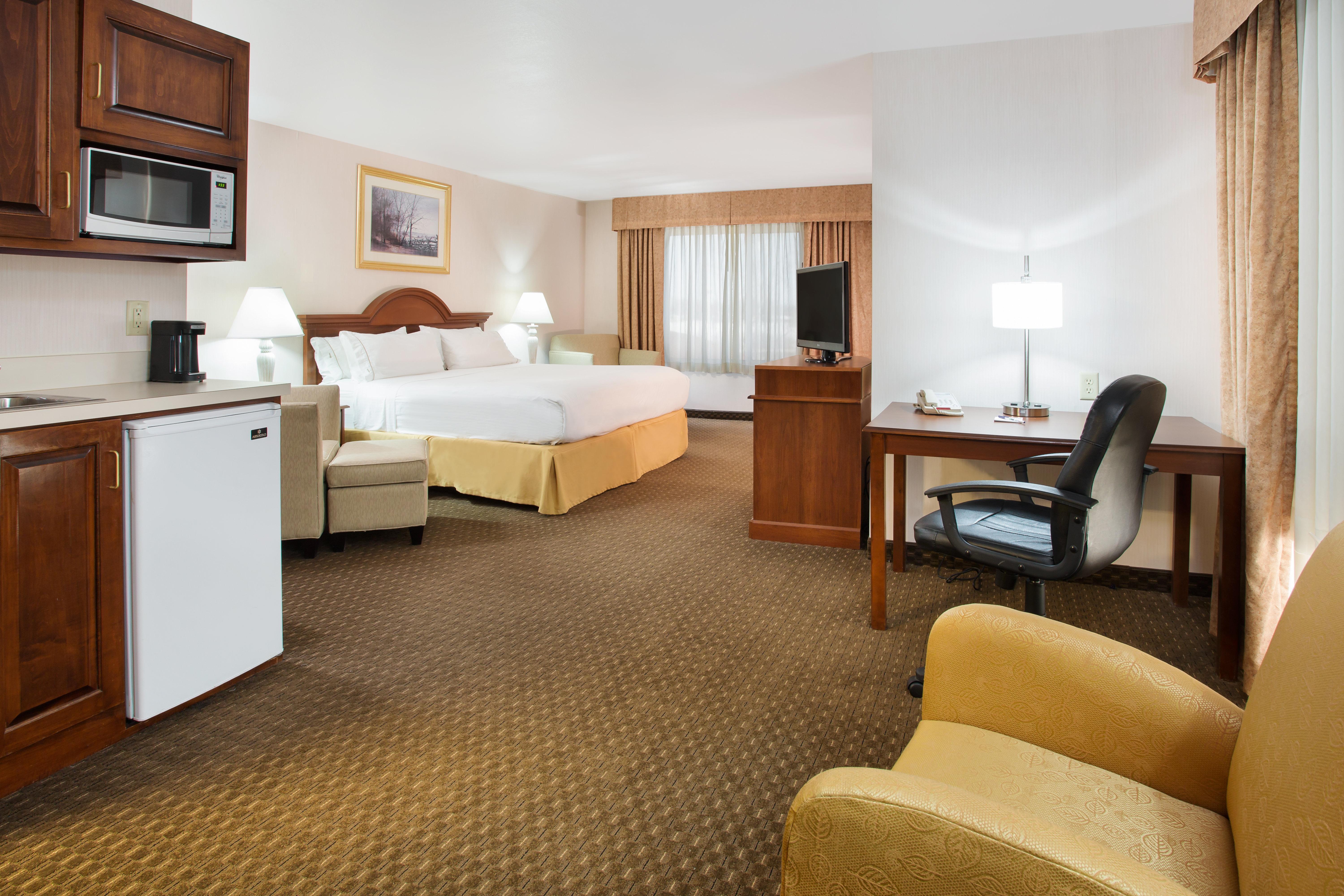 Holiday Inn Express Hotel & Suites Marion By Ihg Exterior photo