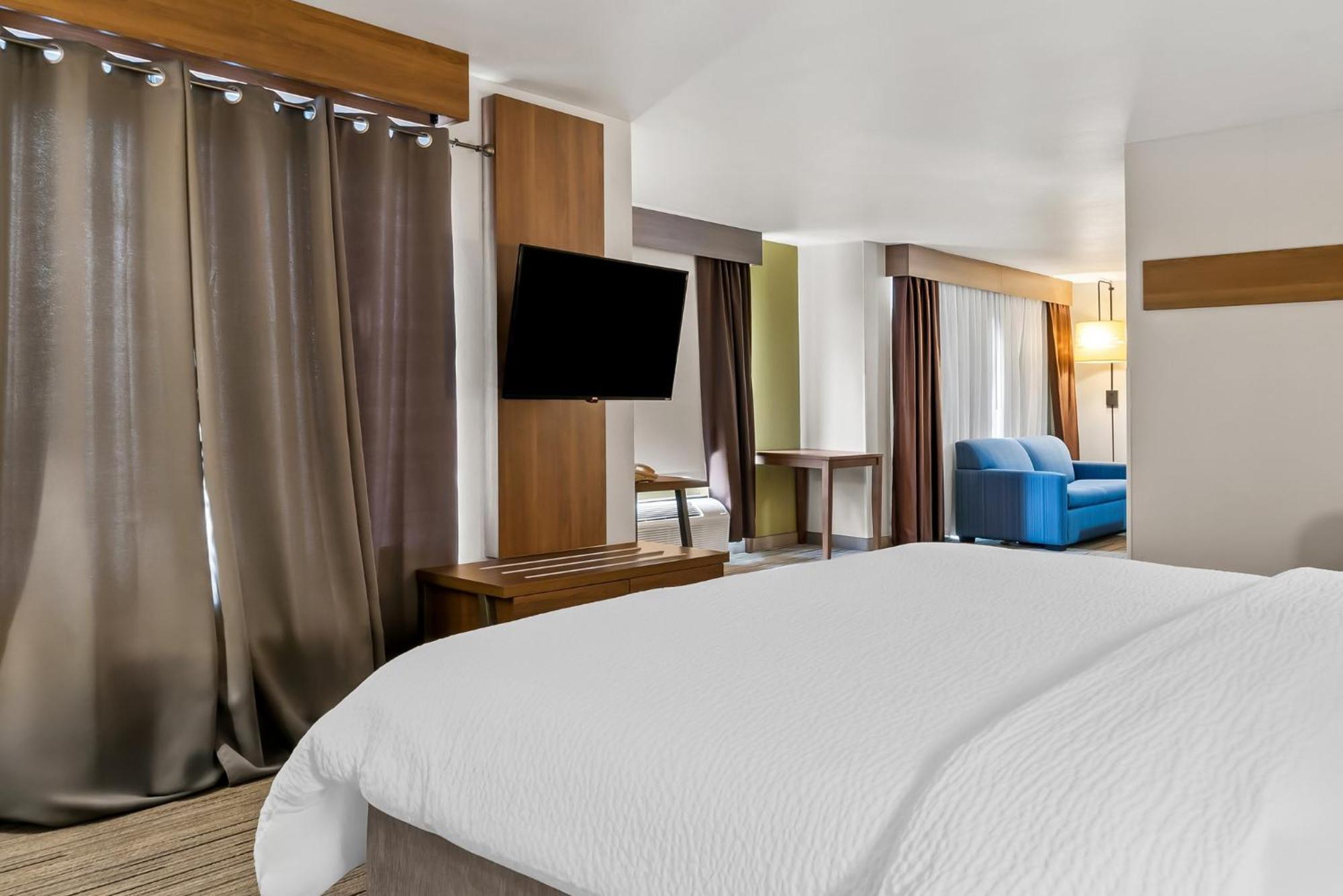 Holiday Inn Express Hotel & Suites Marion By Ihg Exterior photo