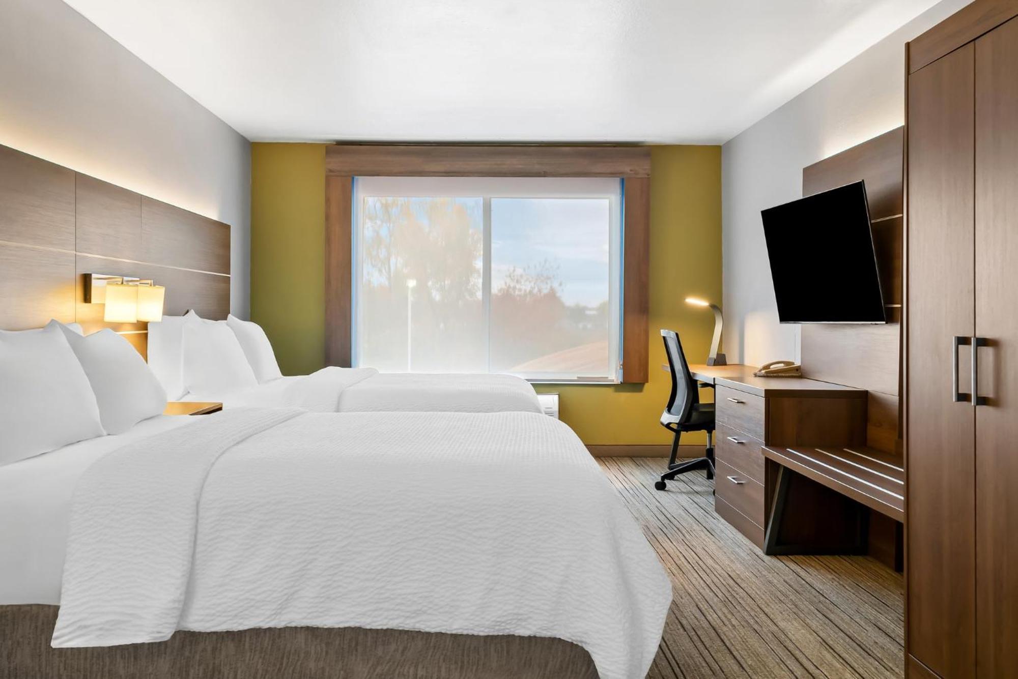 Holiday Inn Express Hotel & Suites Marion By Ihg Exterior photo