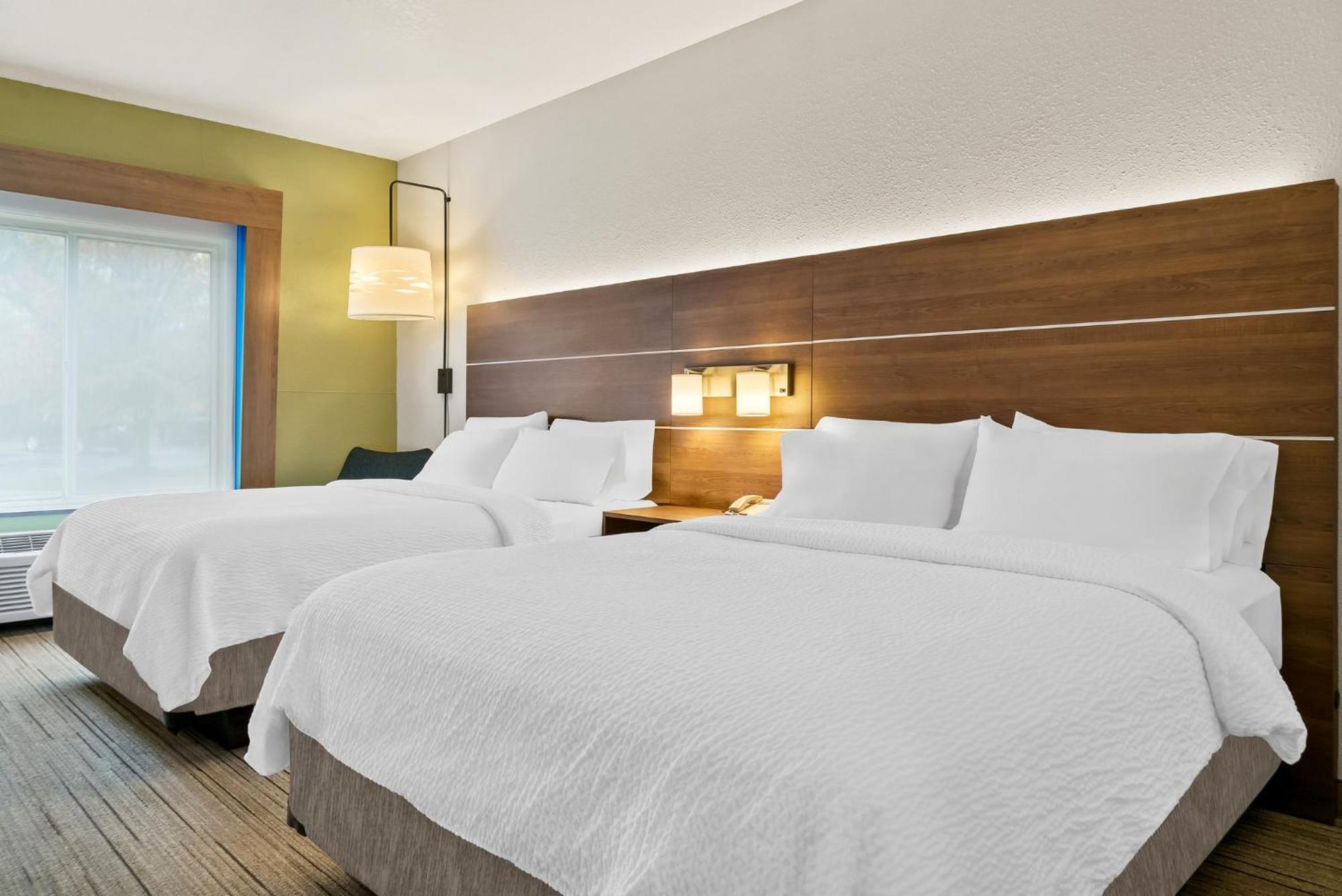 Holiday Inn Express Hotel & Suites Marion By Ihg Exterior photo